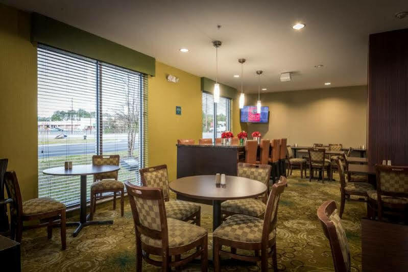 Best Western Dothan Inn & Suites Buitenkant foto